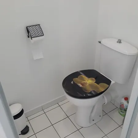 Rch Parking 2 Ch Commerces Lejlighed