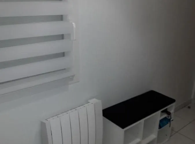 Appartement Rch Parking 2 Ch Commerces *